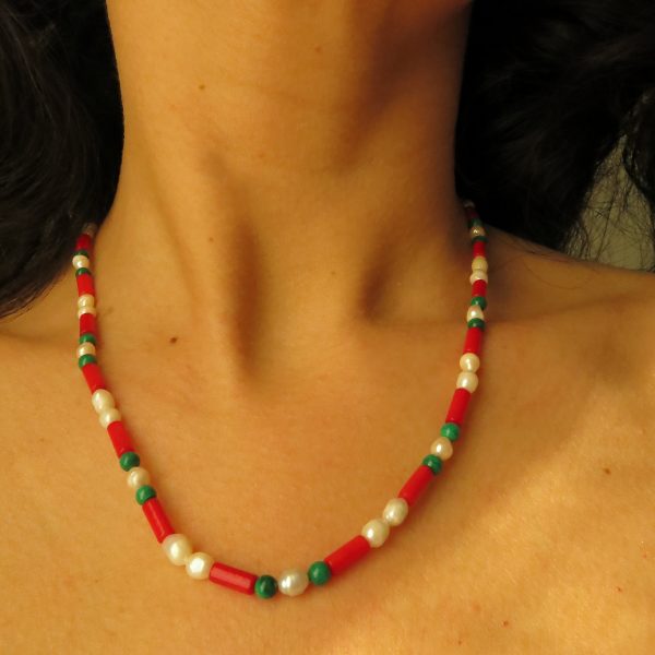 Collier Rose - amulette colorée